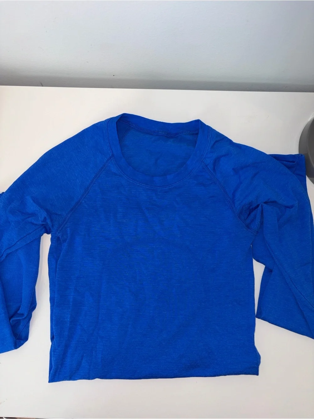 lululemon athletica Long Sleeve Tee in Vibrant Blue